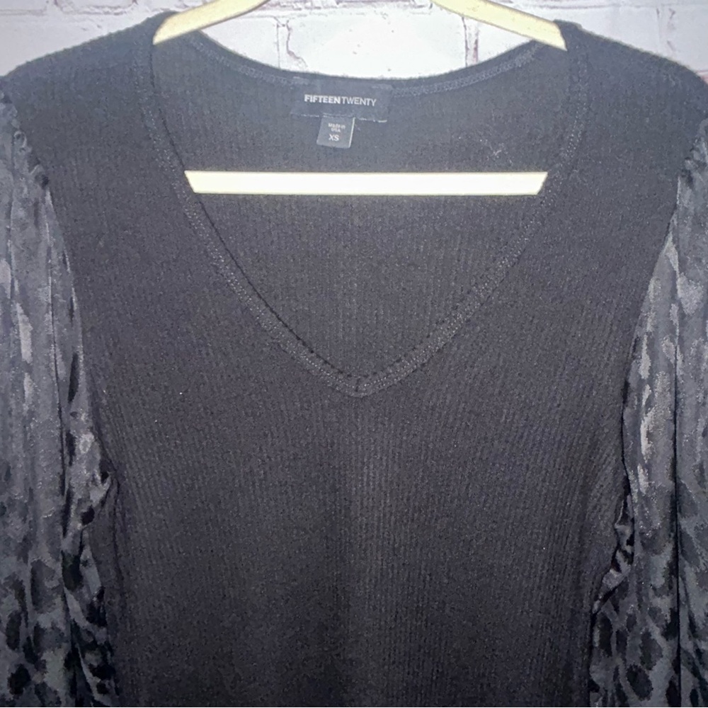 Fifteen Twenty Contrast Bishop Sleeve Top Size XS - Picture 2 of 7